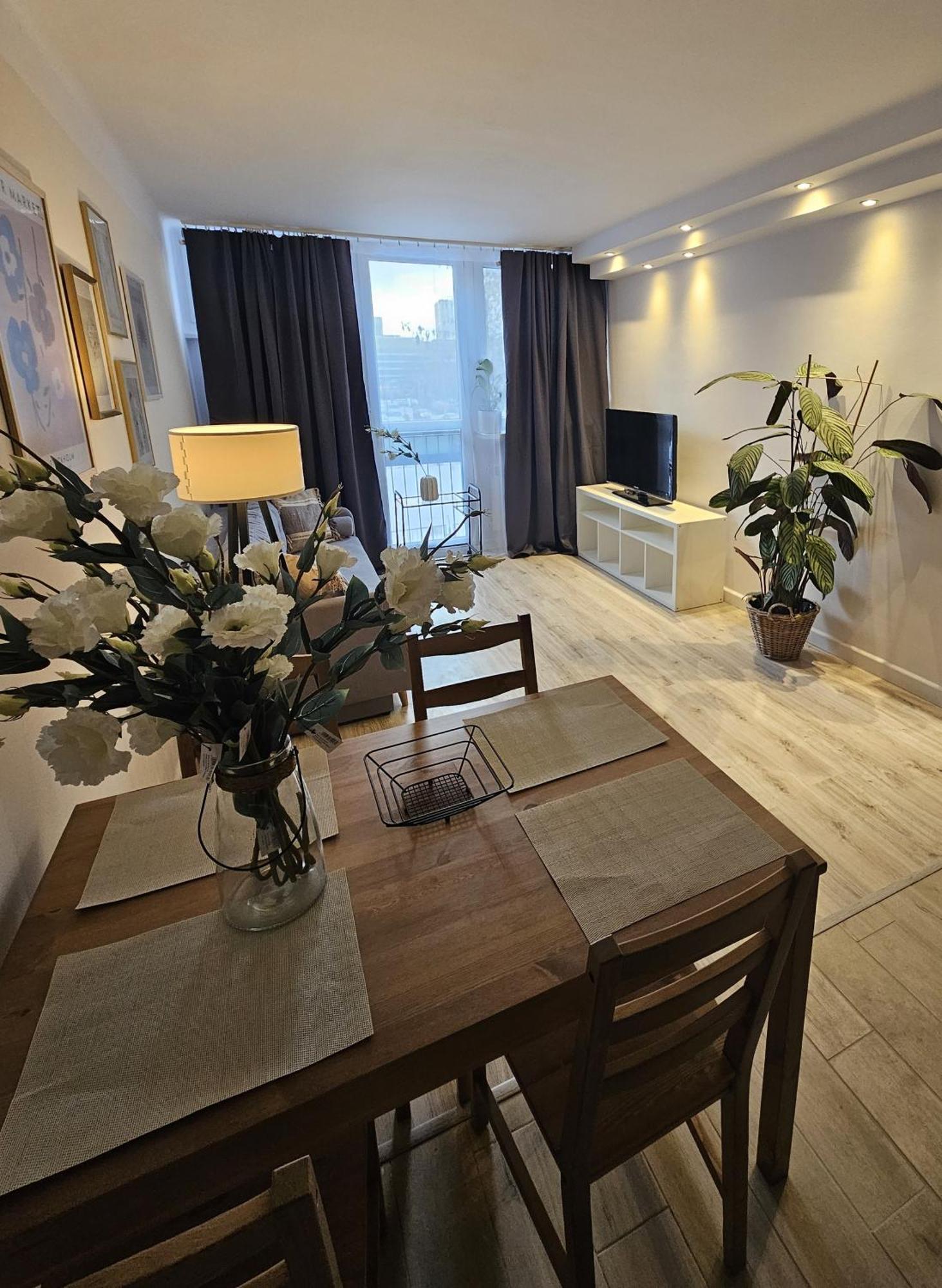 Apartment White Grzybowska *